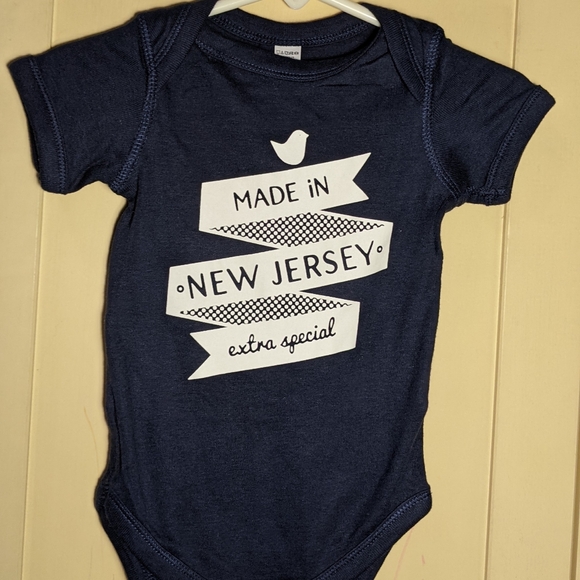 NWT "Made in New Jersey extra special" Navy Onesie 6m - Picture 4 of 4